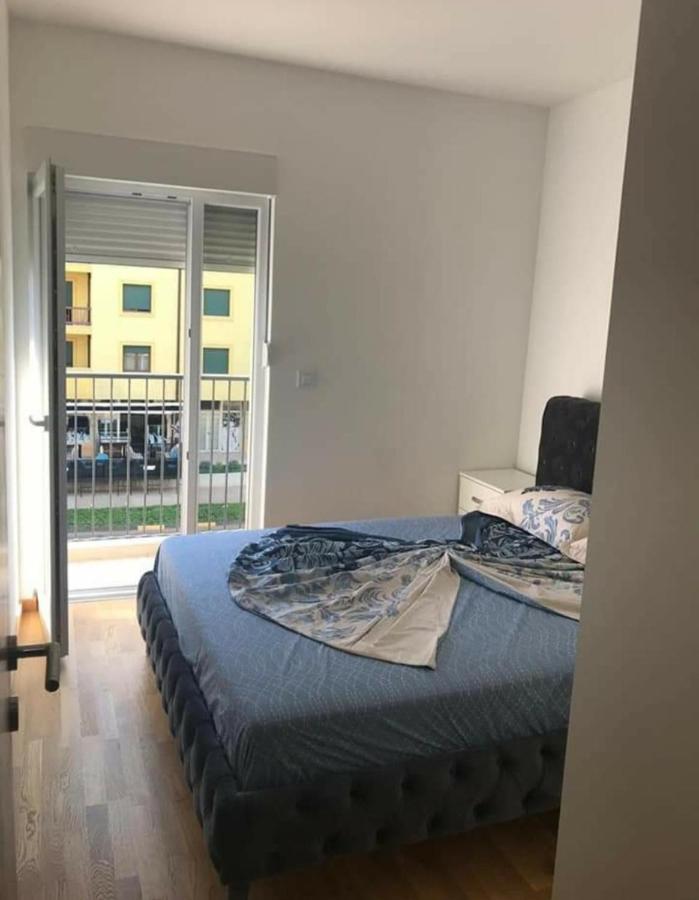 Kenza Jednosobni Stanovi Apartman Podgorica Kültér fotó