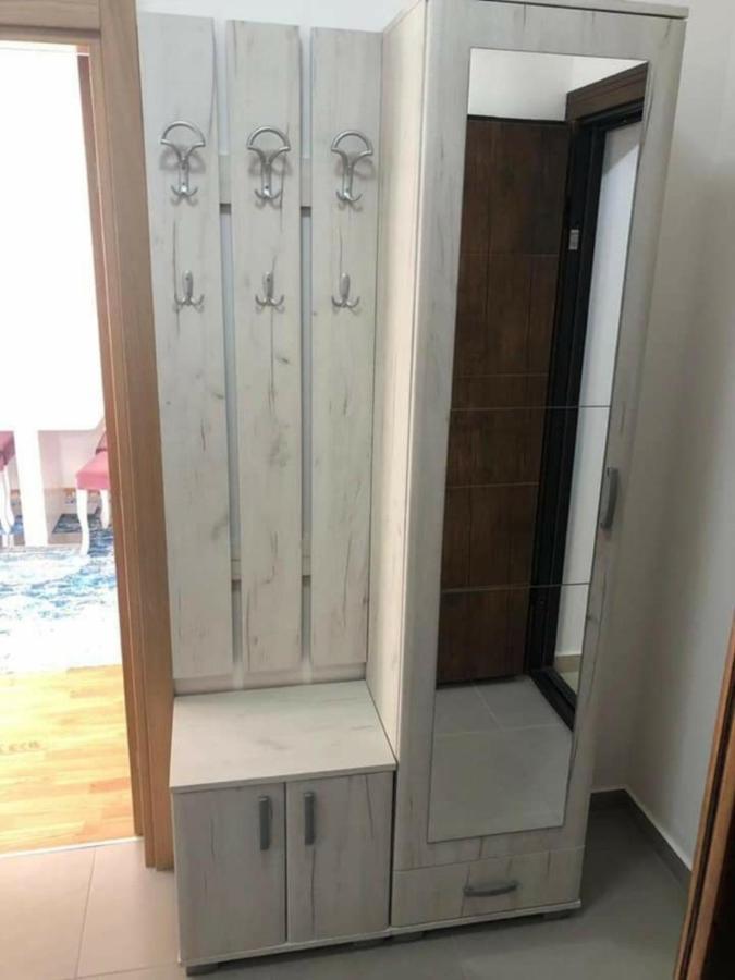 Kenza Jednosobni Stanovi Apartman Podgorica Kültér fotó