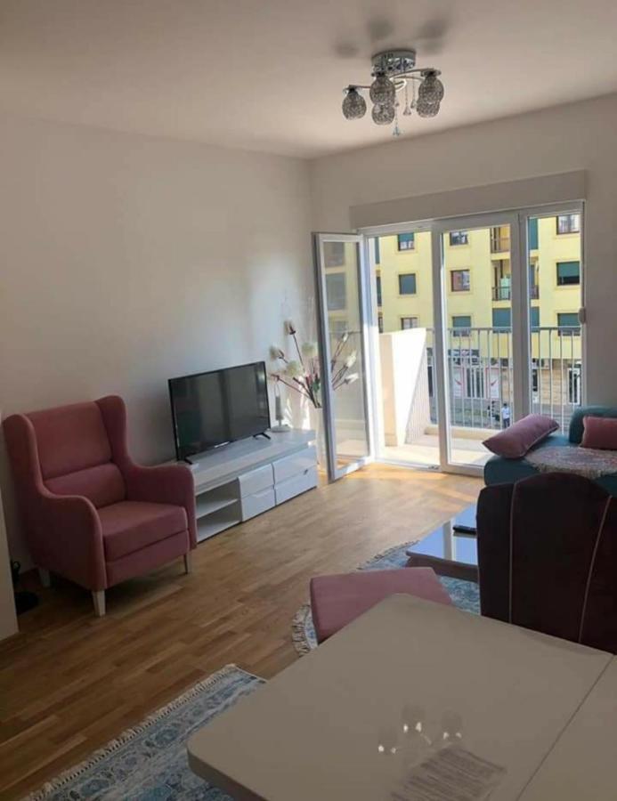 Kenza Jednosobni Stanovi Apartman Podgorica Kültér fotó